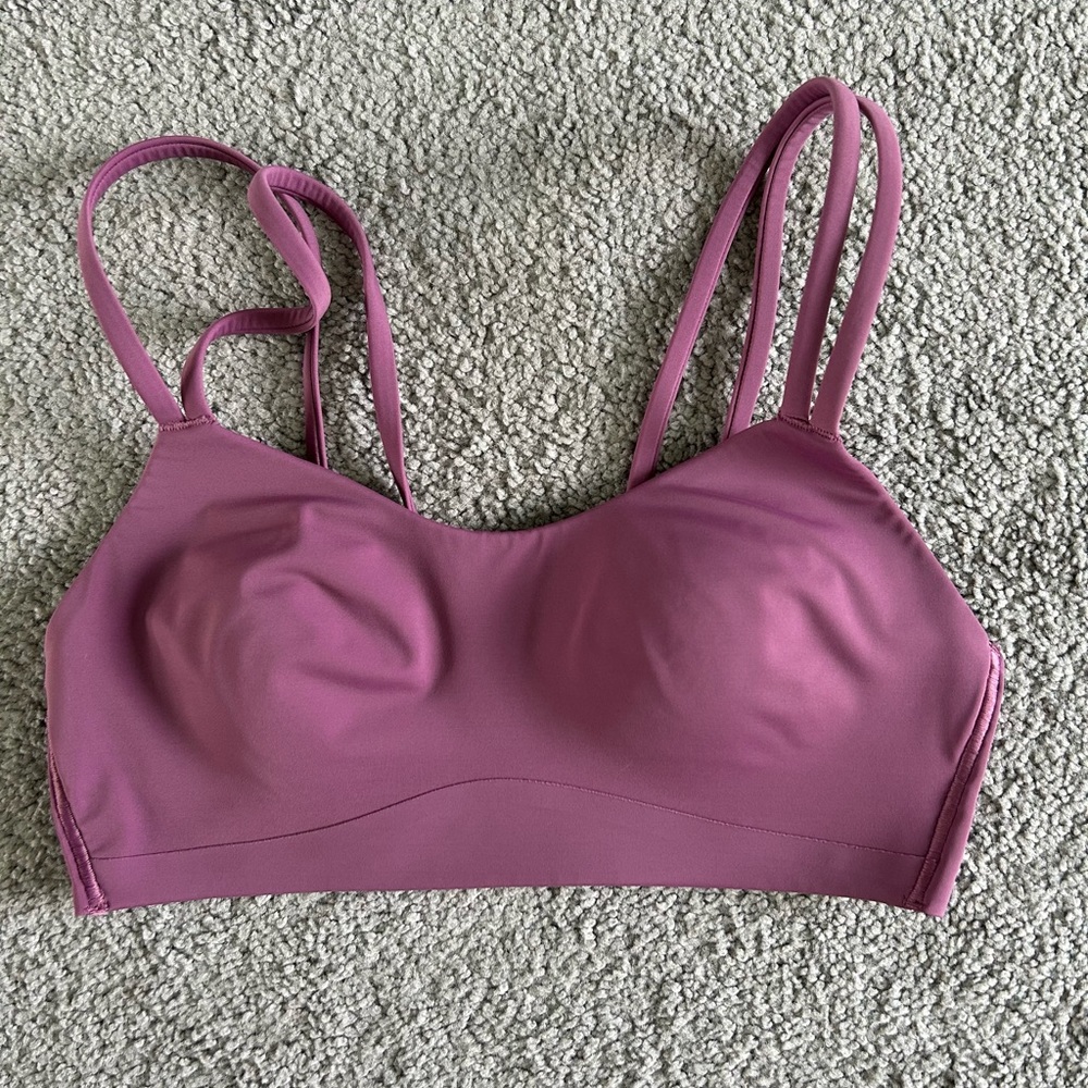 Lululemon. Like a Cloud Bra *Light Support B/C Cup,  Size 6, Vintage Plum
